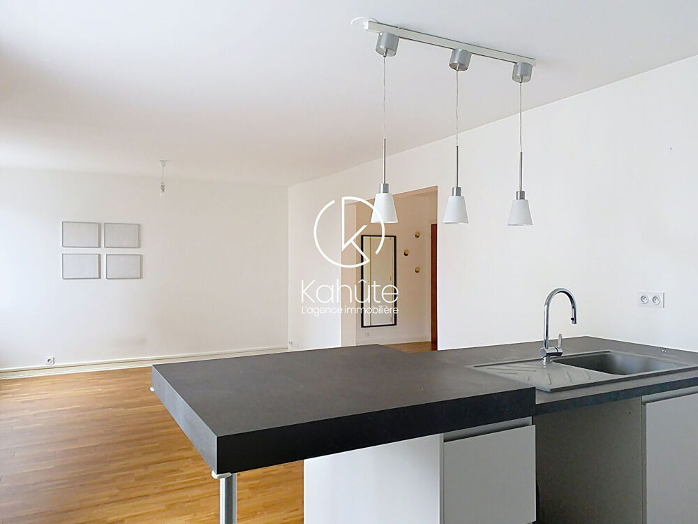 Location Appartement Appartement T4  Oullins 79m² balcon cave parking Oullins