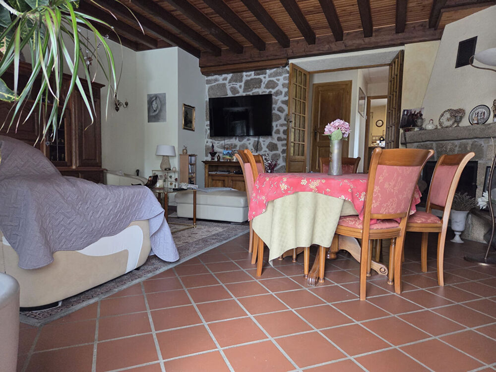 Hameau d'Argental - Bourg-Argental (42220) - Maison de caractère 140 m² - Terrain 5 900 m²