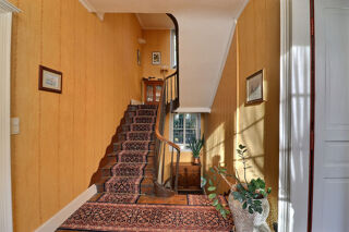  Maison � vendre 10 pi�ces 307 m�