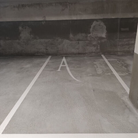  Parking / Garage � louer 