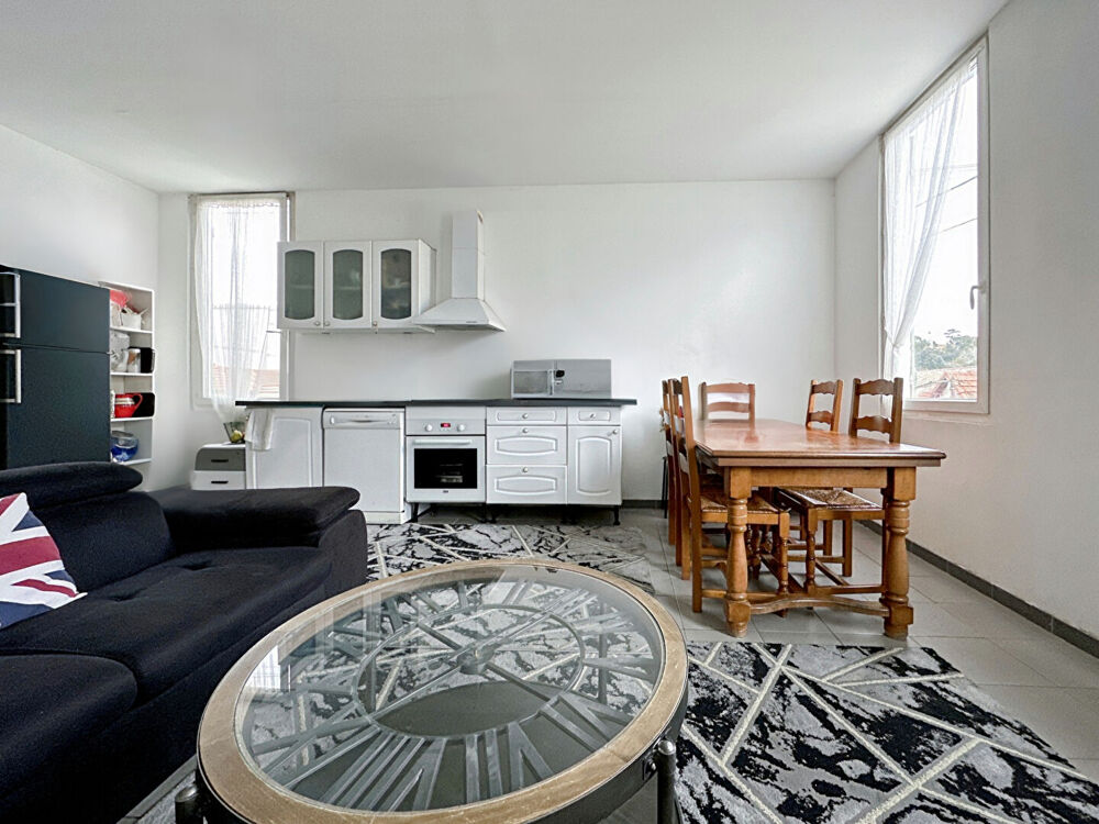Vente Appartement Maison-appartement Village de Saint-Jérôme 13013, fort potentiel, travaux à prévoir Marseille 13