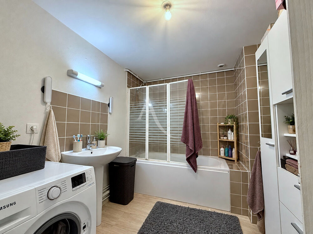 Location Appartement À louer ? Spacieux appartement T3 de 99,62 m² à Lunéville Luneville