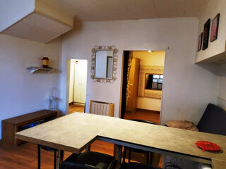  Appartement à louer 1 pièce 28 m²