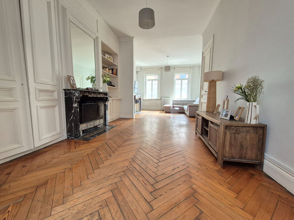 BOURGEOISE env 150 m² hab, 4 chambres, jardin