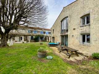  Maison � vendre 15 + pi�ces 600 m�
