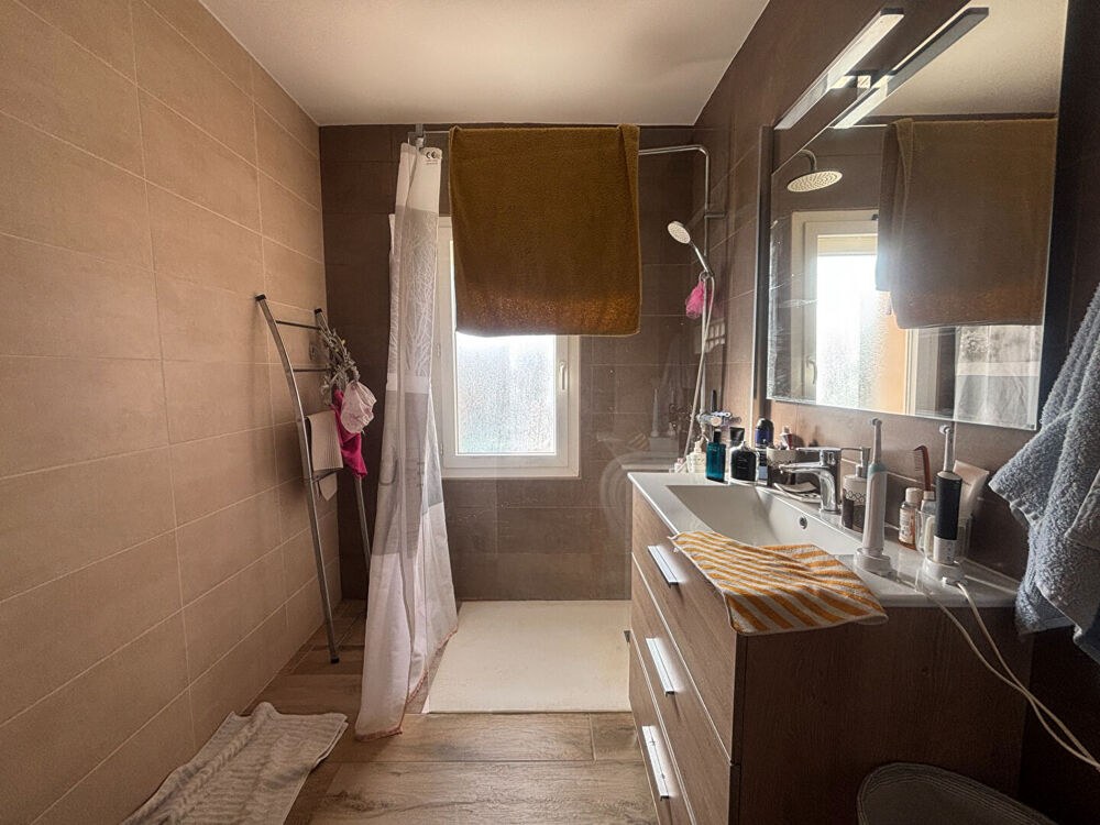 Vente Maison Maison avec piscine, garage et T2 attenant entre Narbonne et Carcassonne Roubia