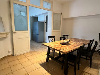  Immeuble à vendre 10 pièces 156 m²