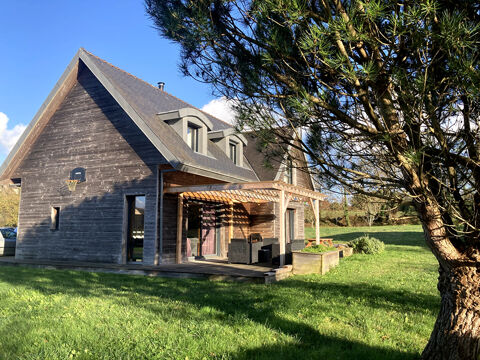   Maison ELLIANT 5 Pi�ces 145 m� Maison - 5 pi�ce(s) - 145 m�