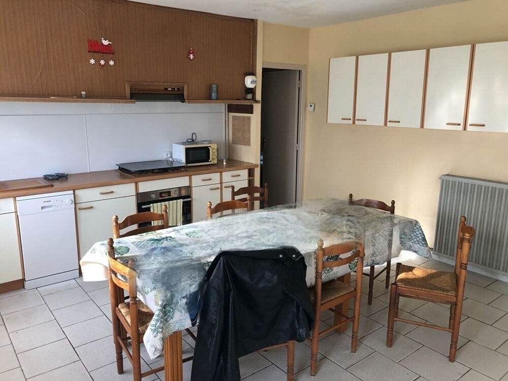 PUGNAC - MAISON DE 132 m2 sur PLUS DE 1000 m2 DE JARDIN