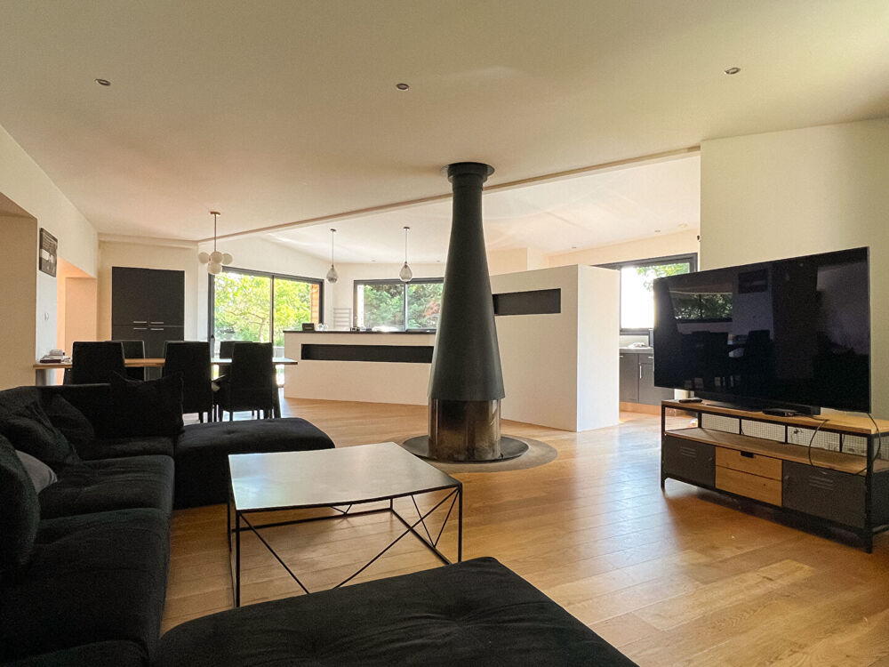 � vendre  Maison Cantenay-�pinard (49460)