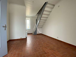  Maison à louer 4 pièces 121 m²