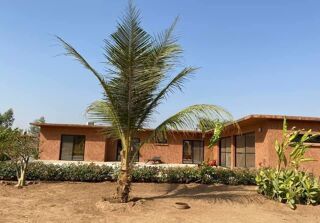  Maison � vendre 4 pi�ces 255 m� Saly