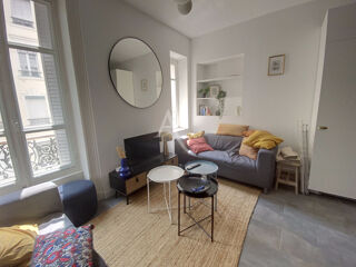  Appartement à louer 7 pièces 14 m²