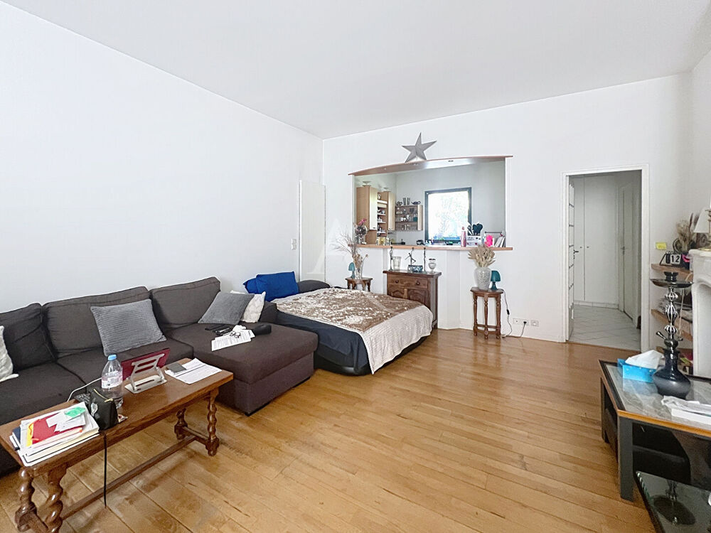 Suresnes Hypercentre - Duplex de 4 pièces 131m² - Cave
