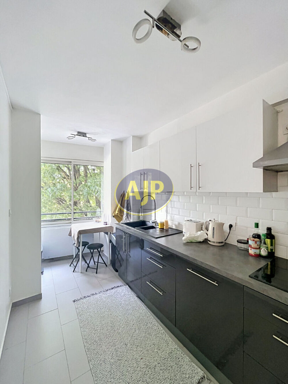 Vente Appartement Appartement T3 Barrière de Pessac Talence