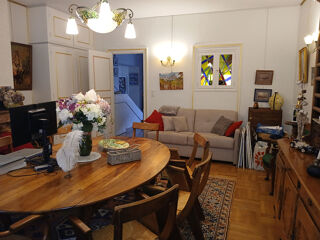  Immeuble à vendre 10 pièces 240 m²