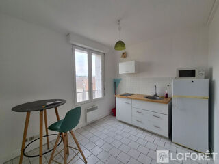  Appartement à louer 2 pièces 28 m²