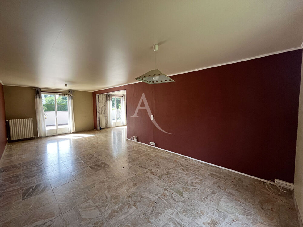 Maison familiale sur sous-sol total - Proche DOURDAN/ETAMPES/ ANGERVILLE - 7 pièces 158m2