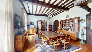  Villa à vendre 12 pièces 610 m²