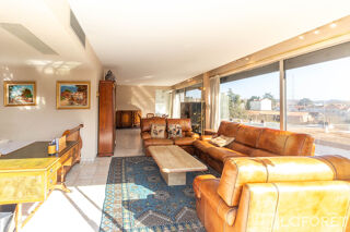  Appartement à vendre 4 pièces 145 m²