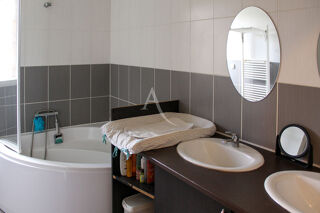  Maison � vendre 6 pi�ces 144 m�