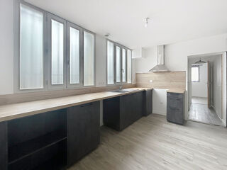  Appartement � louer 4 pi�ces 79 m�