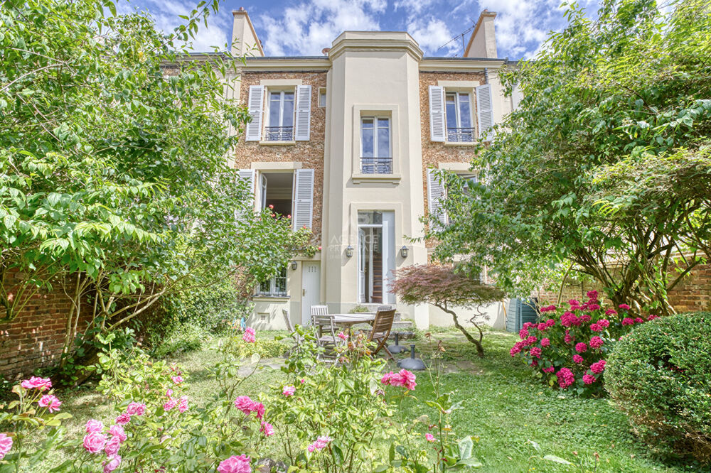 Versailles Montreuil Maison 10 pièces 260 m² au sol sur parcelle de 288 m²