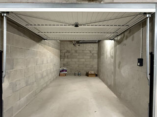  Parking / Garage  vendre 