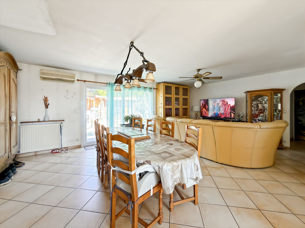 Vente Maison Saint-Jean-de-Monts - Grande maison familiale de 180 m² sur terrain constructible de 1 418 m² Saint jean de monts