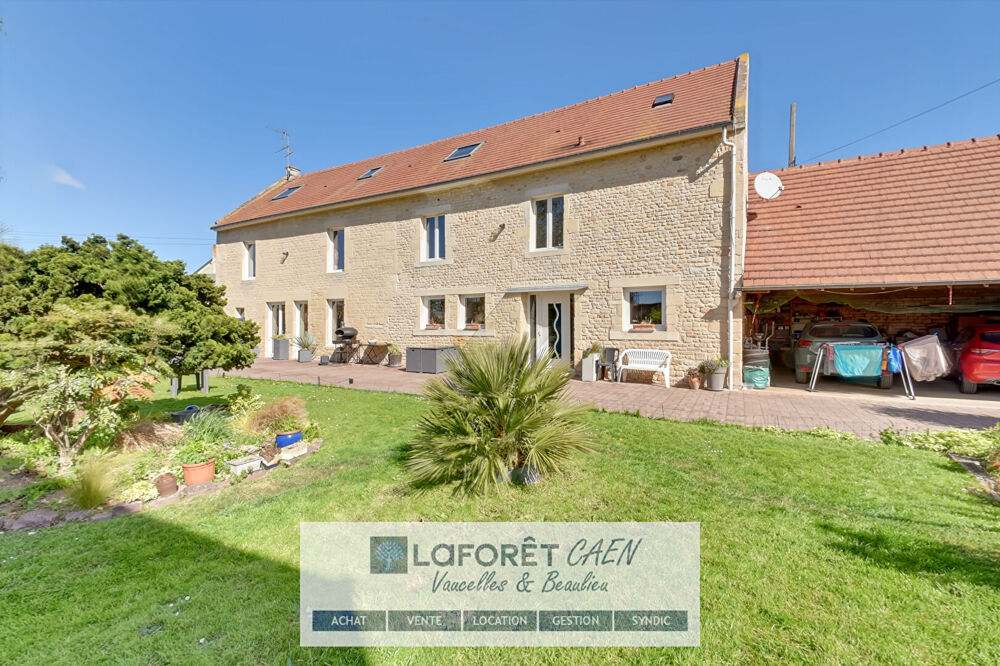Maison 8 pièces 285 m² · à Rots · 285 m² · 499 000 €