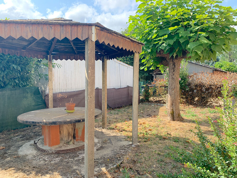 A LOUER MAISON DE TYPE 3 AVEC JARDIN - SECTEUR BERSON - BLAYE