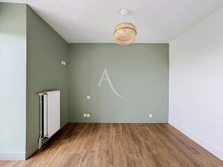  Appartement à louer 2 pièces 37 m²
