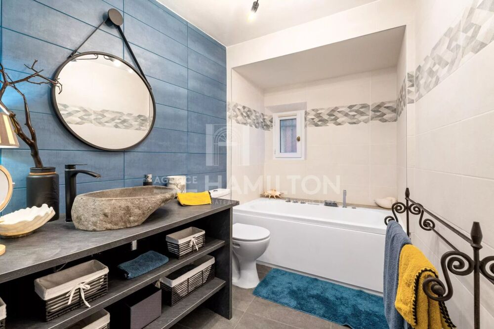 à vendre  Maison Roquefort-les-Pins (06330)