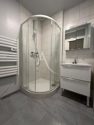  Appartement � louer 4 pi�ces 71 m�