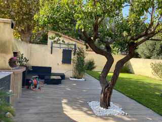  Maison à louer 7 pièces 135 m²