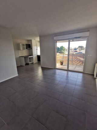  Appartement à louer 3 pièces 63 m²