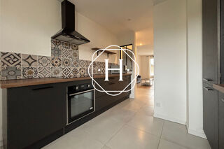  Appartement à louer 4 pièces 88 m²