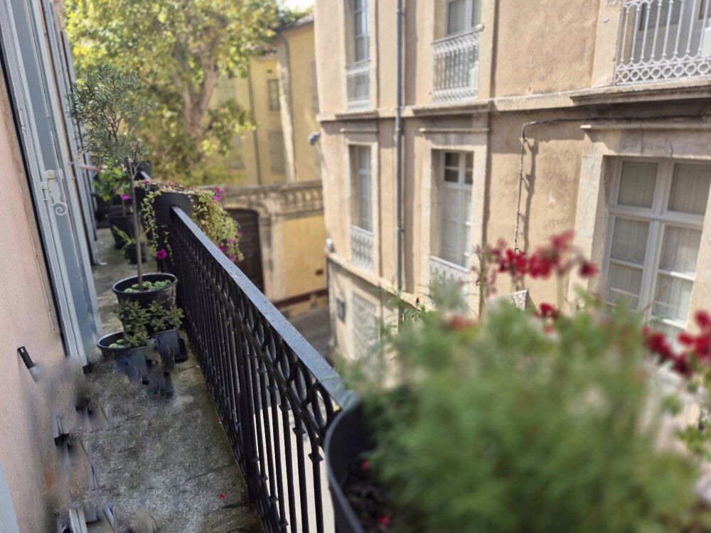 Vente Appartement Emplacement Privilégié près de la Cathédrale - Appartement Bourgeois Rénové avec Goût et Caractère Beziers