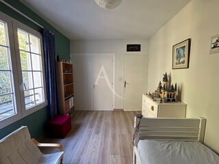  Maison � vendre 10 pi�ces 250 m�