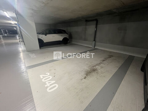  Parking / Garage � louer 10 m�