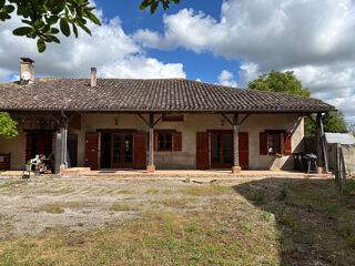  Maison à louer 4 pièces 105 m²