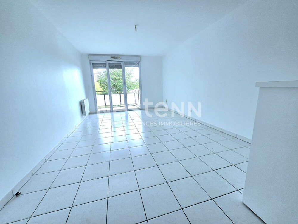 Location Appartement Toulouse 31500 JOLIMONT Sans frais agence Agréable T3 récent de 65.6m², terrasse de 9.55m² Très belle vue arborée parking en sou Toulouse