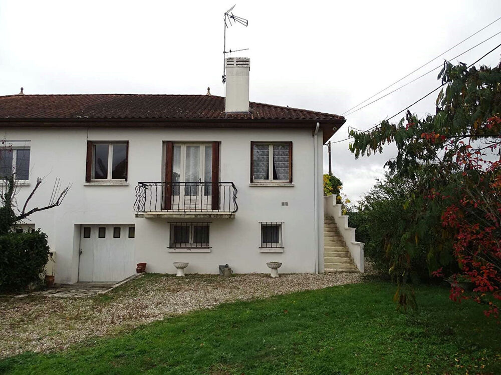 Maison 4 pièces 100 m² · à Neuvic · 100 m² · 123 000 €