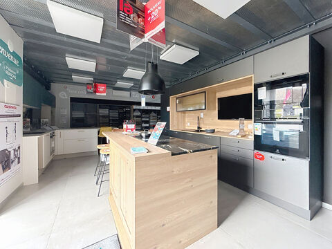 &Agrave; Louer : Local Commercial Id&eacute;alement Situ&eacute; &agrave; La Cote Saint Andr&eacute; 1860 38260 La cote saint andre