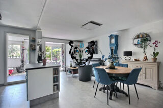  Appartement  vendre 2 pices 64 m