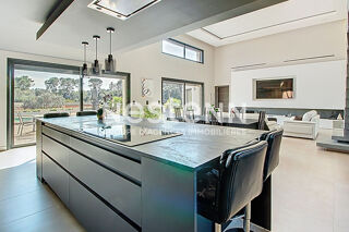  Maison � vendre 7 pi�ces 360 m�