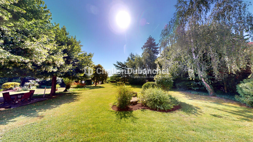 Vente Villa RIORGES (42) - Superbe Maison de Maître avec Parc Arboré, Piscine et Dépendances Riorges