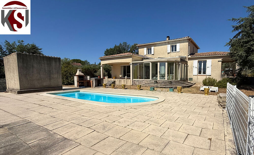 Vente Maison Villa T5 Sur 5000 m2 de terrain clos avec piscine et dépendances Saint maximin la sainte baume
