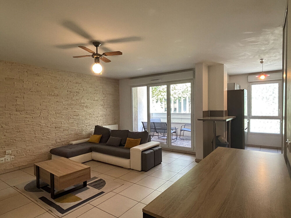 LYON 7 - T4 meublé de 89 m² avec terrasse