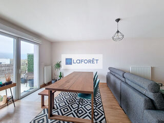  Appartement � louer 3 pi�ces 73 m�